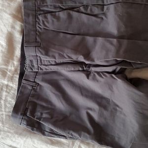 Calvin Klein men's infinite flex waist Chino 30x30